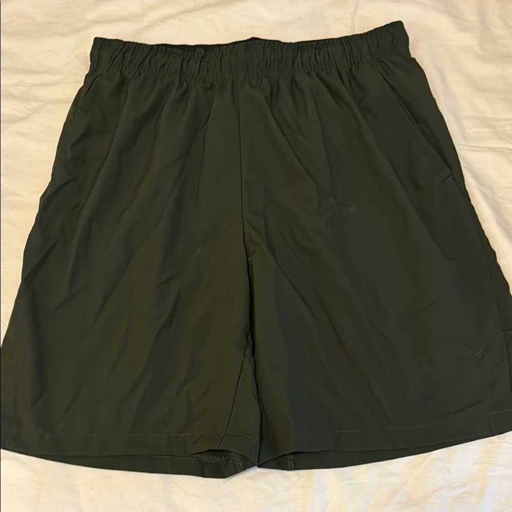 Nike Men's Army/Olive Green Shorts